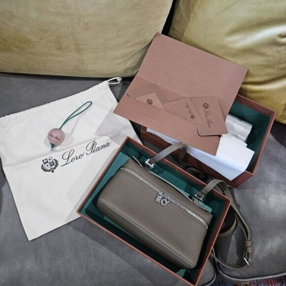 Loro Piana Handbags - Loro Piana Extra Pocket L19 Brown Calf Leather Women's Pouch Crossbody Bag